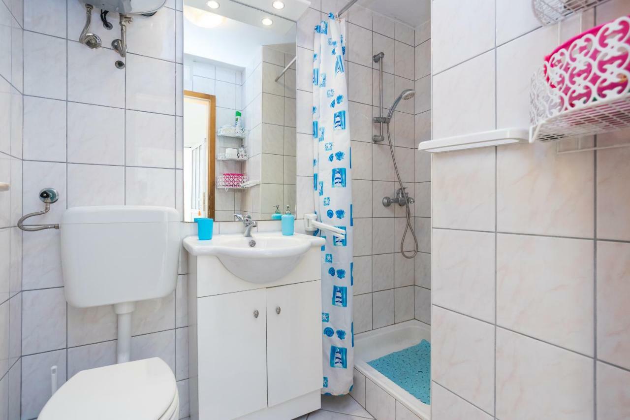Apartment Ante Ražanj 외부 사진
