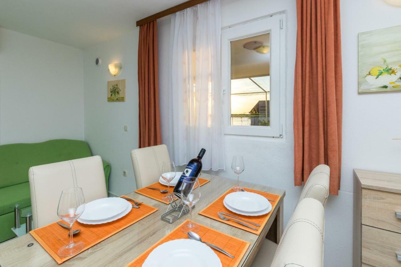 Apartment Ante Ražanj 외부 사진